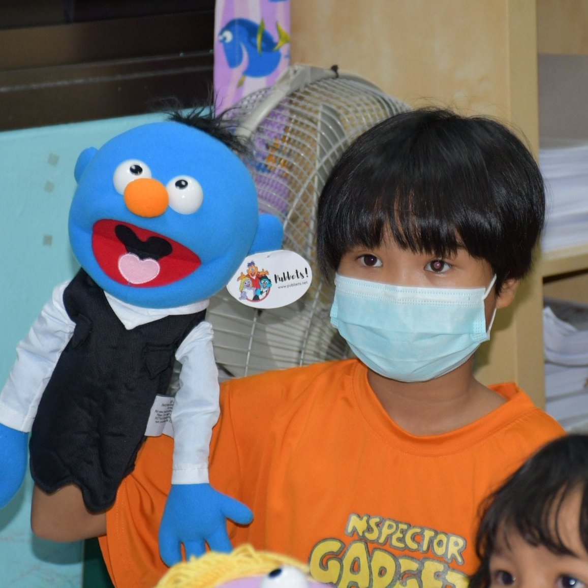 Sam – Pubbet Sidekick Blue Boy Hand Puppet with Carry Bag (14”/35cm)