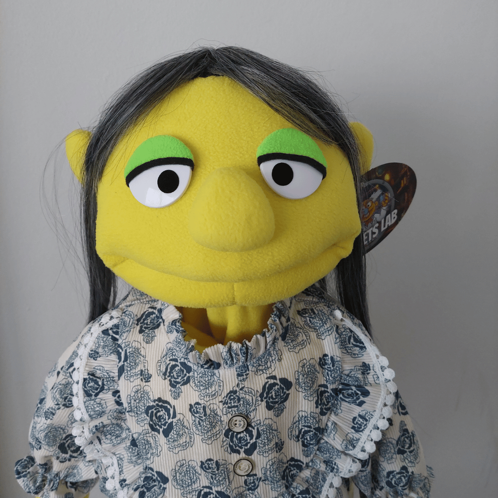 Nanny Liza - Premium Yellow 28"/70cm Full-Body Grandma Puppet with Outfit & Carry Bag