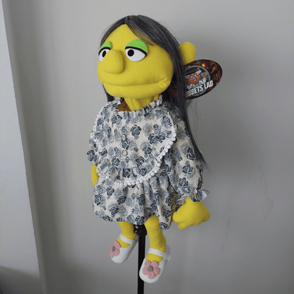 Nanny Liza - Premium Yellow 28"/70cm Full-Body Grandma Puppet with Outfit & Carry Bag