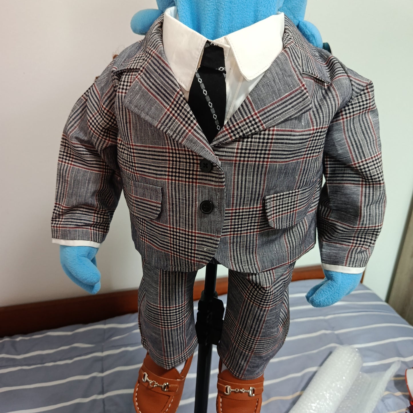 Clive – Blue Guy Hand Puppet | Glen Check Suit & Twists | Pubbets Lab Original | 1 of 1