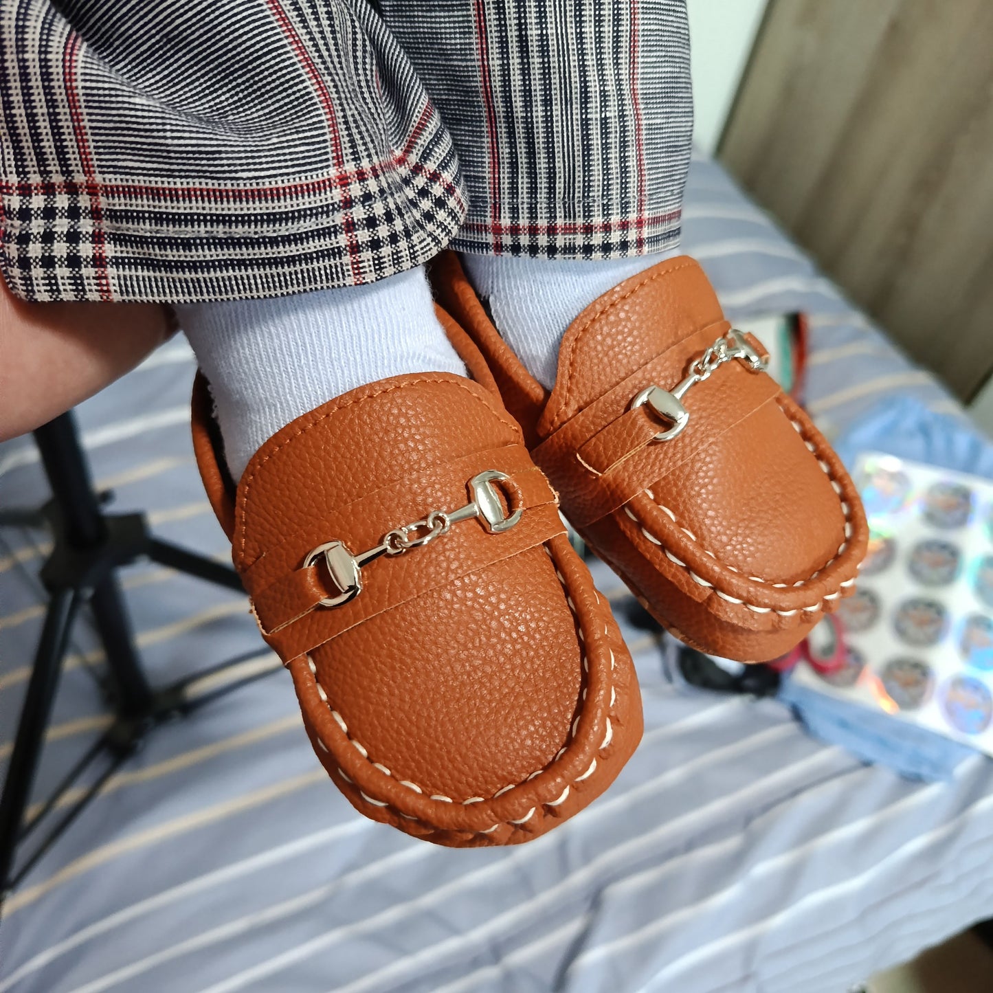 Clive – Blue Guy Hand Puppet | Glen Check Suit & Twists | Pubbets Lab Original | 1 of 1