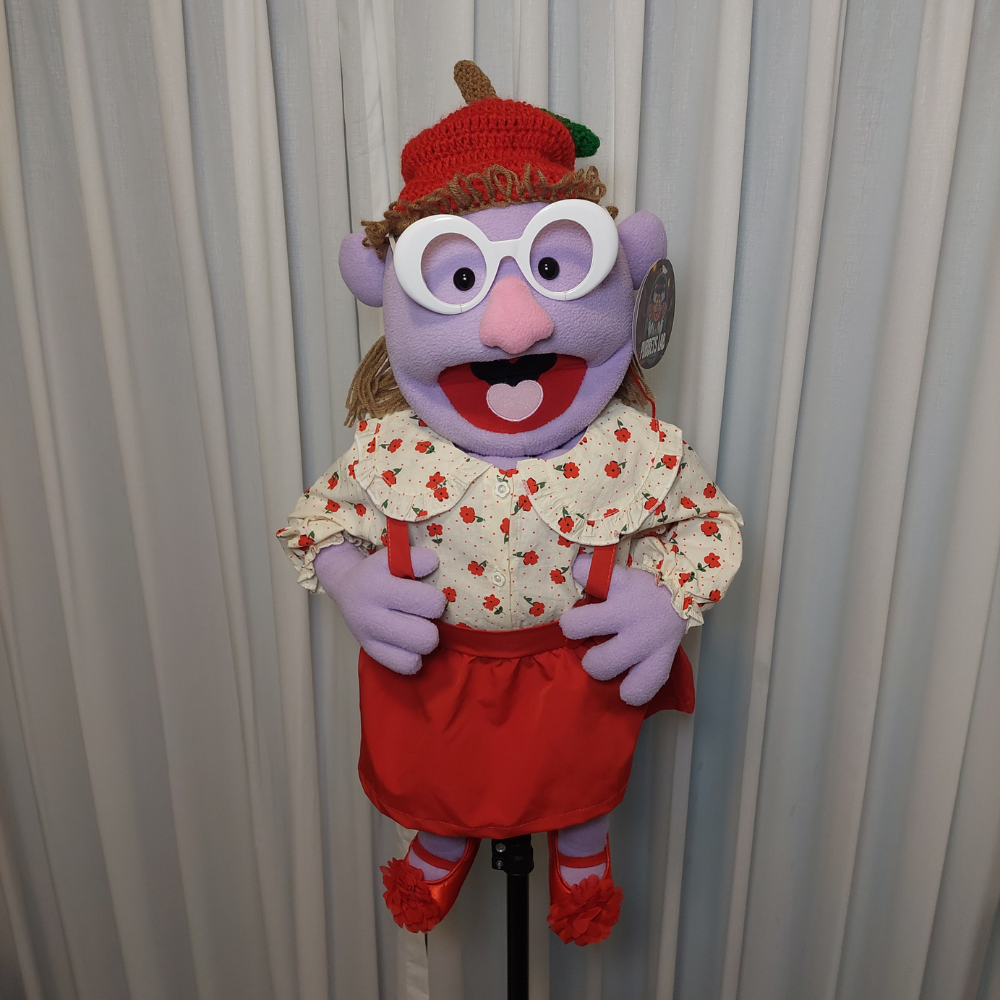 Maggie Applebee – Lavender Girl Hand Puppet | 28" Pubbets Lab Original | 1 of 1